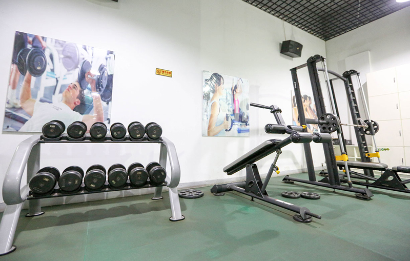 单位健身房器材